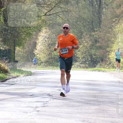 12.04.2026 - 45. Internationalen Wilhelmsburger Insellauf Yannick Fuchs http://msf.ph/oto/9474271 12.04.2026 10:05:05 Laufen 5514 meine-sportfotos.de