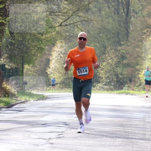 12.04.2026 - 45. Internationalen Wilhelmsburger Insellauf Yannick Fuchs http://msf.ph/oto/9474278 12.04.2026 10:05:06 Laufen 5, 5514 meine-sportfotos.de