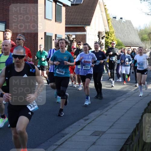 12.04.2026 - 45. Internationalen Wilhelmsburger Insellauf Yannick Fuchs http://msf.ph/oto/9474291 12.04.2026 08:59:48 Laufen 4503, 333, 4866, 2957, 2847, 3323, 3635 meine-sportfotos.de