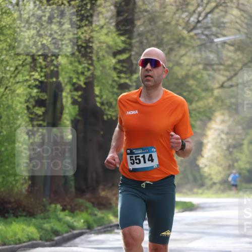 12.04.2026 - 45. Internationalen Wilhelmsburger Insellauf Yannick Fuchs http://msf.ph/oto/9474299 12.04.2026 10:05:08 Laufen 5514 meine-sportfotos.de