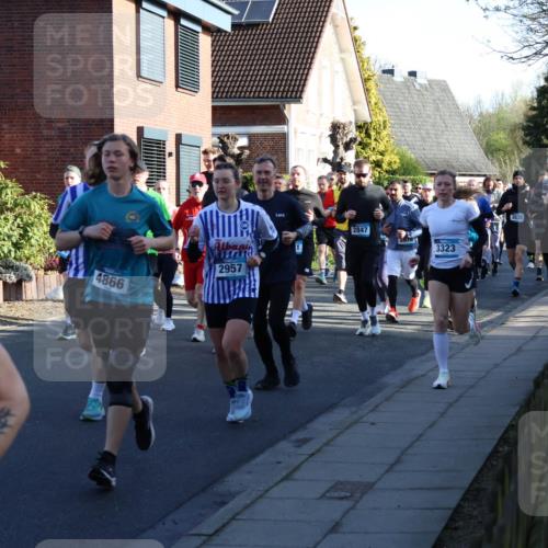 12.04.2026 - 45. Internationalen Wilhelmsburger Insellauf Yannick Fuchs http://msf.ph/oto/9474303 12.04.2026 08:59:49 Laufen 4866, 2957, 2847, 2670, 3323, 3635, 58 meine-sportfotos.de