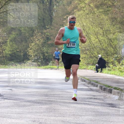 12.04.2026 - 45. Internationalen Wilhelmsburger Insellauf Yannick Fuchs http://msf.ph/oto/9474336 12.04.2026 10:05:21 Laufen 2119, 41 meine-sportfotos.de