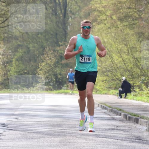 12.04.2026 - 45. Internationalen Wilhelmsburger Insellauf Yannick Fuchs http://msf.ph/oto/9474348 12.04.2026 10:05:22 Laufen 2119 meine-sportfotos.de