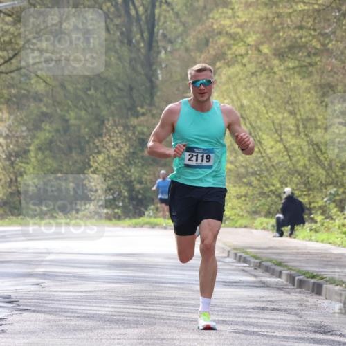 12.04.2026 - 45. Internationalen Wilhelmsburger Insellauf Yannick Fuchs http://msf.ph/oto/9474350 12.04.2026 10:05:22 Laufen 2119 meine-sportfotos.de