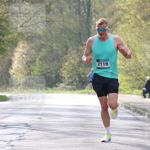 12.04.2026 - 45. Internationalen Wilhelmsburger Insellauf Yannick Fuchs http://msf.ph/oto/9474359 12.04.2026 10:05:22 Laufen 2119, 151 meine-sportfotos.de