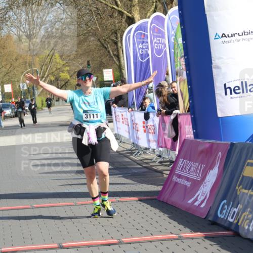 12.04.2026 - 45. Internationalen Wilhelmsburger Insellauf Strokosch-Dieckow http://msf.ph/oto/9474365 12.04.2026 11:31:15 Ziel 2480, 3111 meine-sportfotos.de