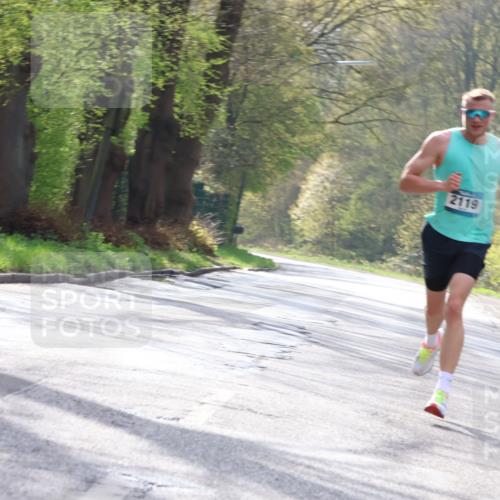 12.04.2026 - 45. Internationalen Wilhelmsburger Insellauf Yannick Fuchs http://msf.ph/oto/9474370 12.04.2026 10:05:23 Laufen 2119 meine-sportfotos.de