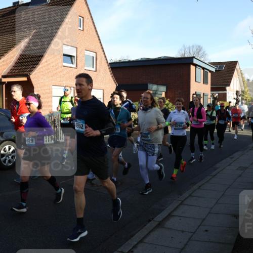12.04.2026 - 45. Internationalen Wilhelmsburger Insellauf Yannick Fuchs http://msf.ph/oto/9474380 12.04.2026 08:59:57 Laufen 277, 929, 4992, 2988, 5563, 2334, 4577, 5491, 3291 meine-sportfotos.de