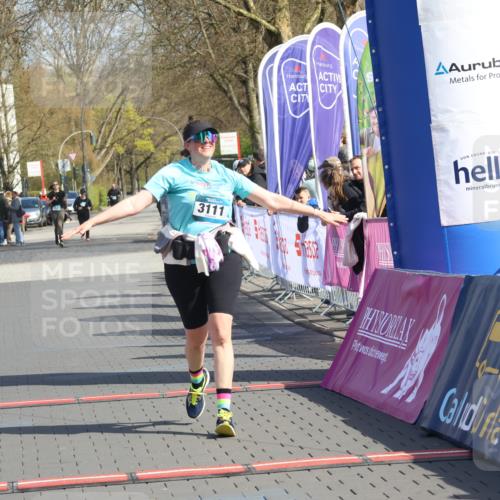 12.04.2026 - 45. Internationalen Wilhelmsburger Insellauf Strokosch-Dieckow http://msf.ph/oto/9474407 12.04.2026 11:31:16 Ziel 2480, 3111 meine-sportfotos.de