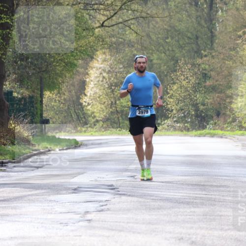 12.04.2026 - 45. Internationalen Wilhelmsburger Insellauf Yannick Fuchs http://msf.ph/oto/9474425 12.04.2026 10:05:40 Laufen 3979 meine-sportfotos.de