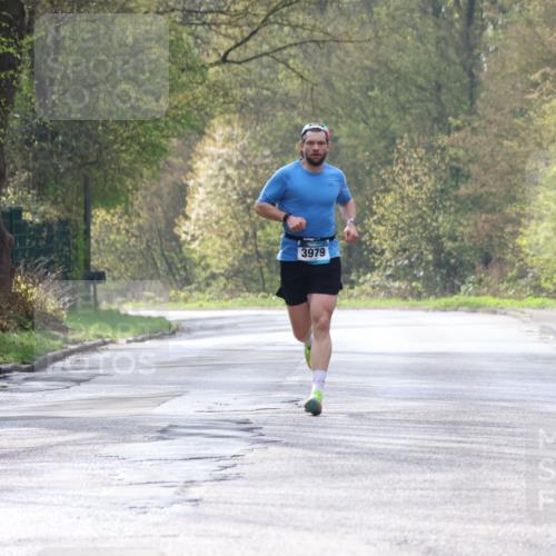 12.04.2026 - 45. Internationalen Wilhelmsburger Insellauf Yannick Fuchs http://msf.ph/oto/9474427 12.04.2026 10:05:40 Laufen 3979 meine-sportfotos.de