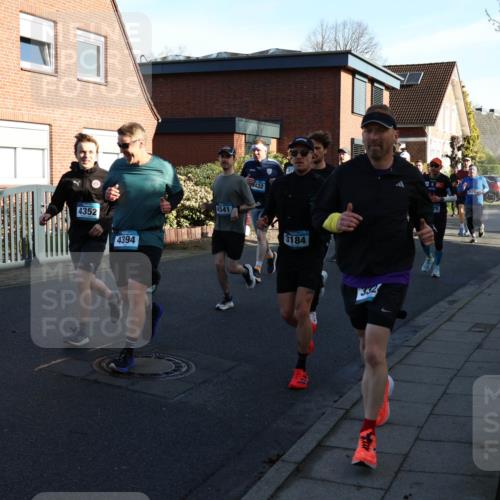 12.04.2026 - 45. Internationalen Wilhelmsburger Insellauf Yannick Fuchs http://msf.ph/oto/9474458 12.04.2026 09:00:03 Laufen 4352, 4394, 4541, 5432, 3184, 332, 5360 meine-sportfotos.de