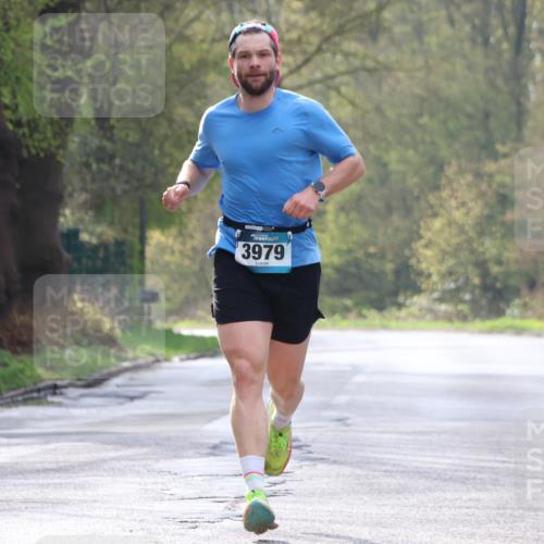 12.04.2026 - 45. Internationalen Wilhelmsburger Insellauf Yannick Fuchs http://msf.ph/oto/9474469 12.04.2026 10:05:44 Laufen 3979 meine-sportfotos.de