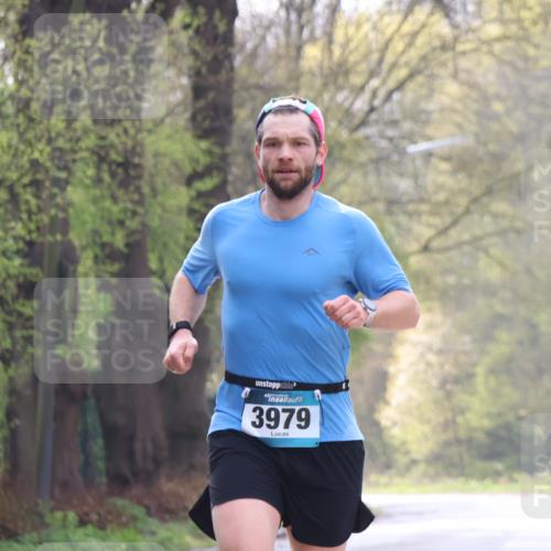 12.04.2026 - 45. Internationalen Wilhelmsburger Insellauf Yannick Fuchs http://msf.ph/oto/9474477 12.04.2026 10:05:45 Laufen 4, 3979 meine-sportfotos.de