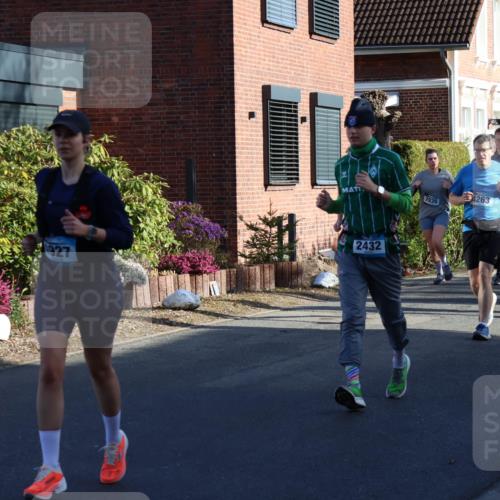 12.04.2026 - 45. Internationalen Wilhelmsburger Insellauf Yannick Fuchs http://msf.ph/oto/9474600 12.04.2026 09:00:16 Laufen 927, 2935, 4263, 2432, 4158, 3260, 2701 meine-sportfotos.de