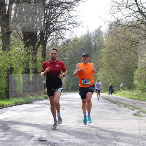 12.04.2026 - 45. Internationalen Wilhelmsburger Insellauf Yannick Fuchs http://msf.ph/oto/9474602 12.04.2026 10:06:45 Laufen 4863 meine-sportfotos.de