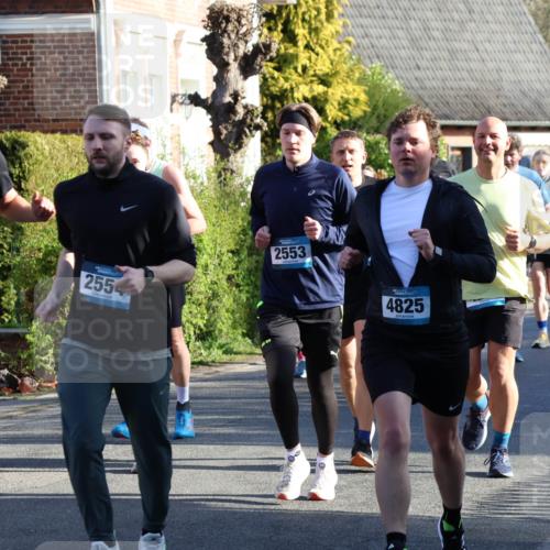 12.04.2026 - 45. Internationalen Wilhelmsburger Insellauf Yannick Fuchs http://msf.ph/oto/9474642 12.04.2026 09:00:23 Laufen 3435, 2554, 2553, 4825 meine-sportfotos.de