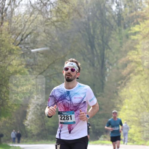 12.04.2026 - 45. Internationalen Wilhelmsburger Insellauf Yannick Fuchs http://msf.ph/oto/9474662 12.04.2026 10:06:53 Laufen 2281 meine-sportfotos.de