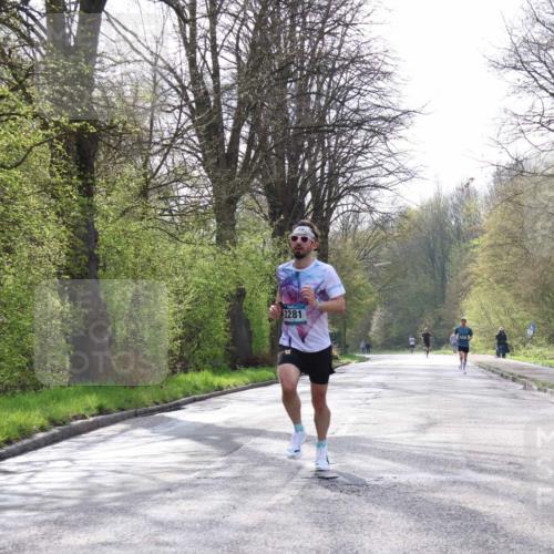 12.04.2026 - 45. Internationalen Wilhelmsburger Insellauf Yannick Fuchs http://msf.ph/oto/9474687 12.04.2026 10:06:54 Laufen 2281 meine-sportfotos.de
