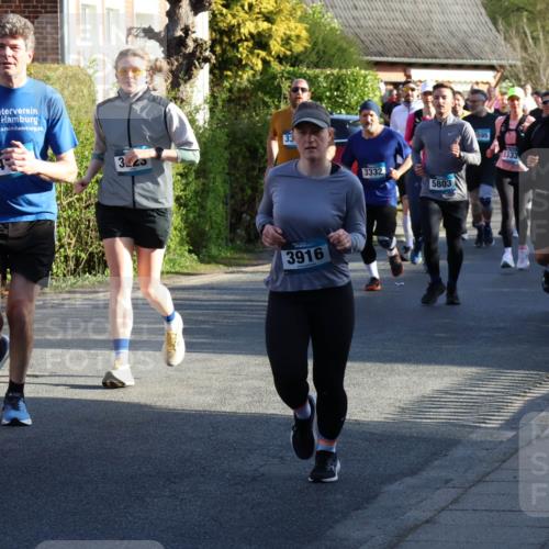12.04.2026 - 45. Internationalen Wilhelmsburger Insellauf Yannick Fuchs http://msf.ph/oto/9474699 12.04.2026 09:00:29 Laufen 7, 33, 3916, 3332, 5803, 5333, 150, 3345 meine-sportfotos.de