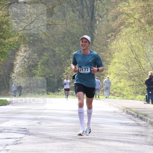 12.04.2026 - 45. Internationalen Wilhelmsburger Insellauf Yannick Fuchs http://msf.ph/oto/9474723 12.04.2026 10:06:59 Laufen 2177, 55 meine-sportfotos.de