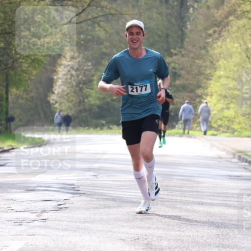 12.04.2026 - 45. Internationalen Wilhelmsburger Insellauf Yannick Fuchs http://msf.ph/oto/9474739 12.04.2026 10:07:00 Laufen 2177 meine-sportfotos.de