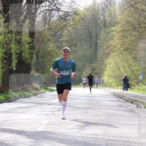 12.04.2026 - 45. Internationalen Wilhelmsburger Insellauf Yannick Fuchs http://msf.ph/oto/9474751 12.04.2026 10:07:01 Laufen 2177 meine-sportfotos.de