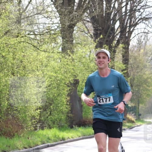 12.04.2026 - 45. Internationalen Wilhelmsburger Insellauf Yannick Fuchs http://msf.ph/oto/9474767 12.04.2026 10:07:02 Laufen 2177 meine-sportfotos.de