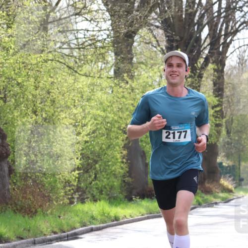 12.04.2026 - 45. Internationalen Wilhelmsburger Insellauf Yannick Fuchs http://msf.ph/oto/9474772 12.04.2026 10:07:02 Laufen 2177 meine-sportfotos.de