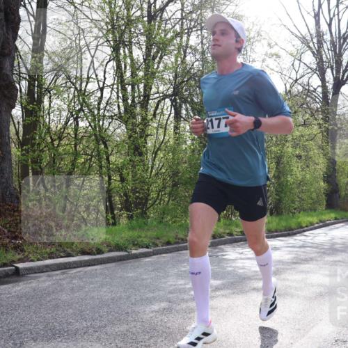 12.04.2026 - 45. Internationalen Wilhelmsburger Insellauf Yannick Fuchs http://msf.ph/oto/9474796 12.04.2026 10:07:04 Laufen 2177 meine-sportfotos.de