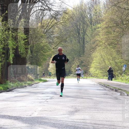 12.04.2026 - 45. Internationalen Wilhelmsburger Insellauf Yannick Fuchs http://msf.ph/oto/9474836 12.04.2026 10:07:10 Laufen  meine-sportfotos.de