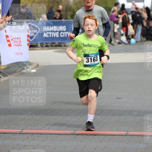 12.04.2026 - 45. Internationalen Wilhelmsburger Insellauf Strokosch-Dieckow http://msf.ph/oto/9474842 12.04.2026 12:55:13 Ziel 5283, 3163, 4472, 5478 meine-sportfotos.de