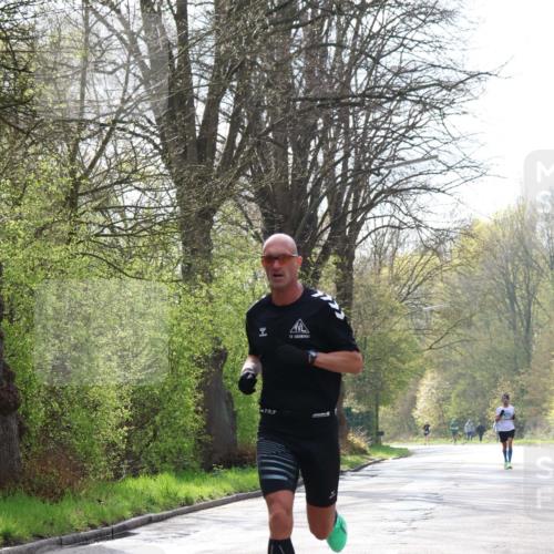 12.04.2026 - 45. Internationalen Wilhelmsburger Insellauf Yannick Fuchs http://msf.ph/oto/9474858 12.04.2026 10:07:14 Laufen  meine-sportfotos.de