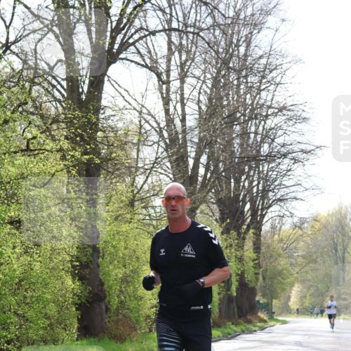 12.04.2026 - 45. Internationalen Wilhelmsburger Insellauf Yannick Fuchs http://msf.ph/oto/9474868 12.04.2026 10:07:15 Laufen  meine-sportfotos.de