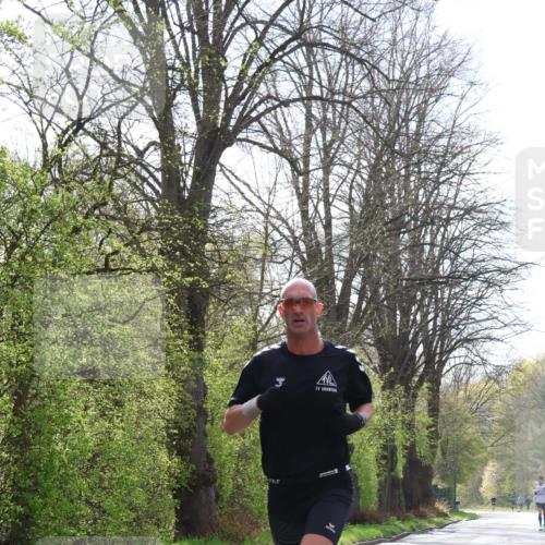 12.04.2026 - 45. Internationalen Wilhelmsburger Insellauf Yannick Fuchs http://msf.ph/oto/9474871 12.04.2026 10:07:15 Laufen  meine-sportfotos.de