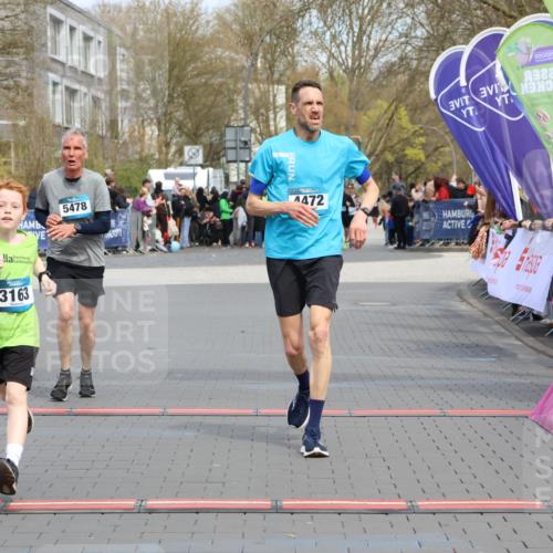 12.04.2026 - 45. Internationalen Wilhelmsburger Insellauf Strokosch-Dieckow http://msf.ph/oto/9474891 12.04.2026 12:55:14 Ziel 3163, 4472, 5478 meine-sportfotos.de