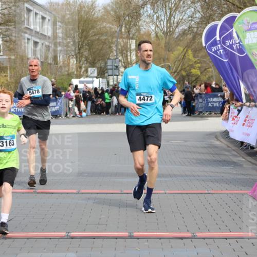 12.04.2026 - 45. Internationalen Wilhelmsburger Insellauf Strokosch-Dieckow http://msf.ph/oto/9474902 12.04.2026 12:55:14 Ziel 3163, 4472, 5478 meine-sportfotos.de