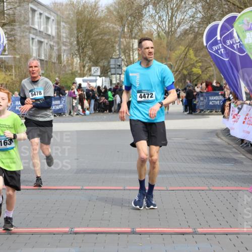 12.04.2026 - 45. Internationalen Wilhelmsburger Insellauf Strokosch-Dieckow http://msf.ph/oto/9474927 12.04.2026 12:55:15 Ziel 3163, 4472, 5478 meine-sportfotos.de