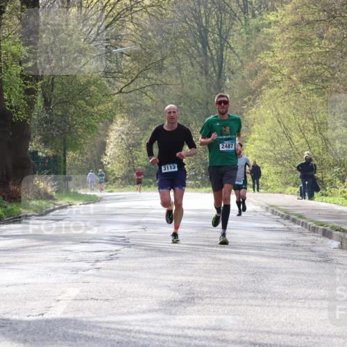 12.04.2026 - 45. Internationalen Wilhelmsburger Insellauf Yannick Fuchs http://msf.ph/oto/9474986 12.04.2026 10:07:47 Laufen 3113, 2487 meine-sportfotos.de