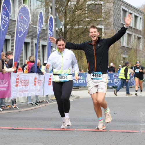 12.04.2026 - 45. Internationalen Wilhelmsburger Insellauf Strokosch-Dieckow http://msf.ph/oto/9475053 12.04.2026 13:32:42 Ziel 2339, 4462 meine-sportfotos.de
