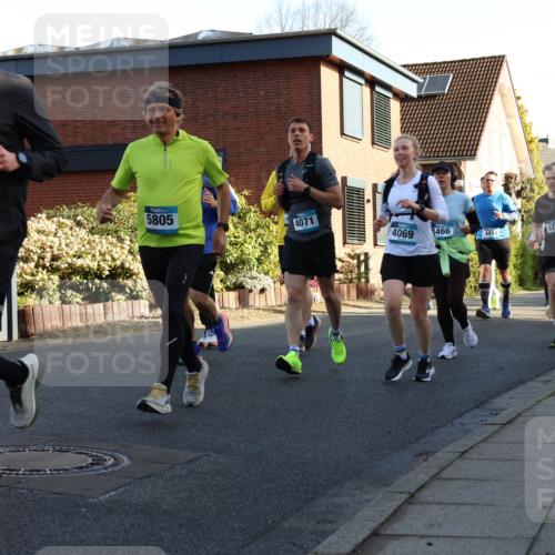 12.04.2026 - 45. Internationalen Wilhelmsburger Insellauf Yannick Fuchs http://msf.ph/oto/9475078 12.04.2026 09:01:05 Laufen 2262, 5805, 4071, 372, 3346, 4069, 3466, 2416 meine-sportfotos.de