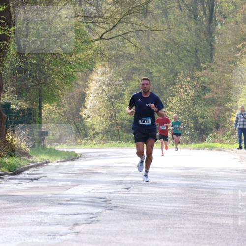 12.04.2026 - 45. Internationalen Wilhelmsburger Insellauf Yannick Fuchs http://msf.ph/oto/9475122 12.04.2026 10:08:01 Laufen 5676 meine-sportfotos.de