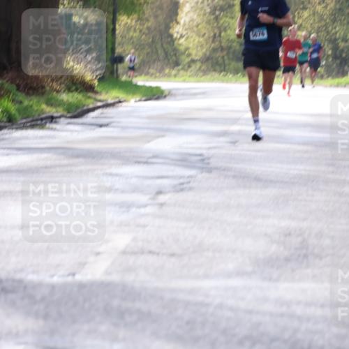 12.04.2026 - 45. Internationalen Wilhelmsburger Insellauf Yannick Fuchs http://msf.ph/oto/9475137 12.04.2026 10:08:02 Laufen 5876 meine-sportfotos.de