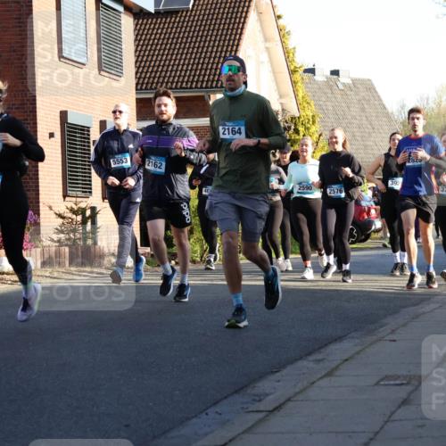 12.04.2026 - 45. Internationalen Wilhelmsburger Insellauf Yannick Fuchs http://msf.ph/oto/9475138 12.04.2026 09:01:11 Laufen 3045, 66, 5553, 2162, 2164, 2825, 3920, 2590, 3725, 2576 meine-sportfotos.de