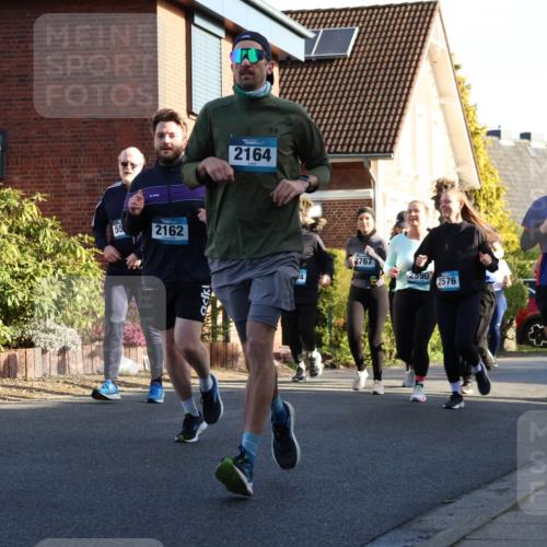 12.04.2026 - 45. Internationalen Wilhelmsburger Insellauf Yannick Fuchs http://msf.ph/oto/9475154 12.04.2026 09:01:13 Laufen 55, 2162, 2164, 2767, 2590, 2576, 2823, 3725, 413 meine-sportfotos.de