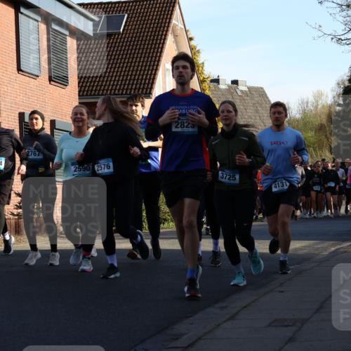 12.04.2026 - 45. Internationalen Wilhelmsburger Insellauf Yannick Fuchs http://msf.ph/oto/9475172 12.04.2026 09:01:14 Laufen 2767, 4654, 2590, 2576, 2825, 3725, 4131, 3679, 2301, 4739 meine-sportfotos.de