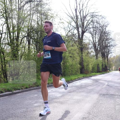 12.04.2026 - 45. Internationalen Wilhelmsburger Insellauf Yannick Fuchs http://msf.ph/oto/9475193 12.04.2026 10:08:10 Laufen 5676 meine-sportfotos.de