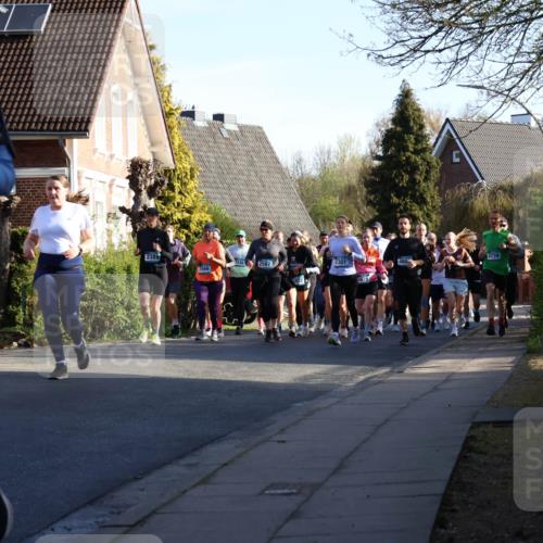12.04.2026 - 45. Internationalen Wilhelmsburger Insellauf Yannick Fuchs http://msf.ph/oto/9475205 12.04.2026 09:01:17 Laufen 4131, 2389, 749, 2567, 2301, 460, 4739, 2566 meine-sportfotos.de