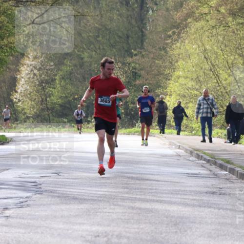 12.04.2026 - 45. Internationalen Wilhelmsburger Insellauf Yannick Fuchs http://msf.ph/oto/9475228 12.04.2026 10:08:14 Laufen 3685, 2819, 55, 41 meine-sportfotos.de