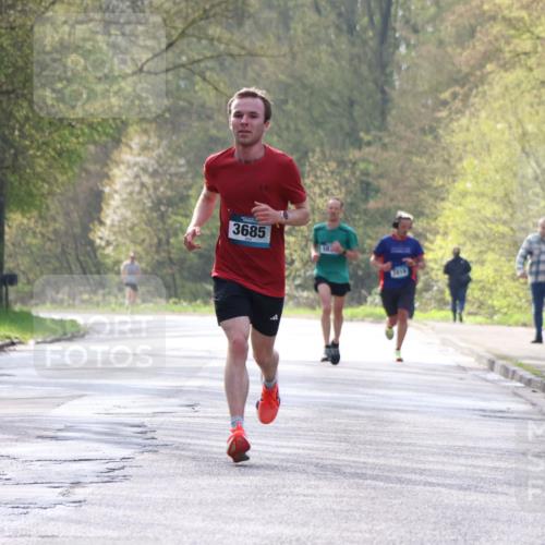 12.04.2026 - 45. Internationalen Wilhelmsburger Insellauf Yannick Fuchs http://msf.ph/oto/9475248 12.04.2026 10:08:16 Laufen 3685, 2819 meine-sportfotos.de